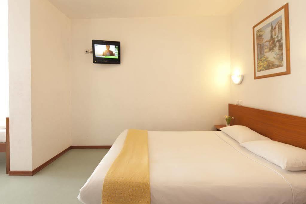 Hotel Lagrange *